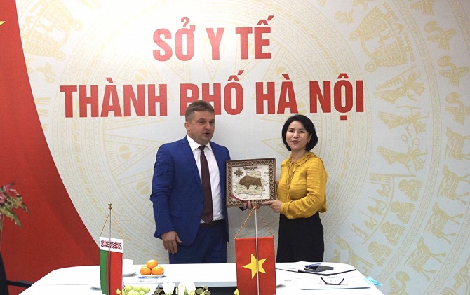 Sở Y tế Hà Nội tiếp đoàn công tác y tế của thành phố Minsk (Cộng hòa Belarus)