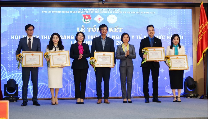 Tổng kết Hội thi Kỹ thuật sáng tạo tuổi trẻ ngành Y tế khu vực Hà Nội lần thứ 30